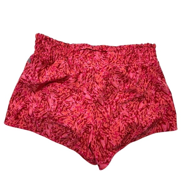 Z by Zella Aerodynamic Women's Active Shorts Medium Coral Print Gym Running - Picture 2 of 6